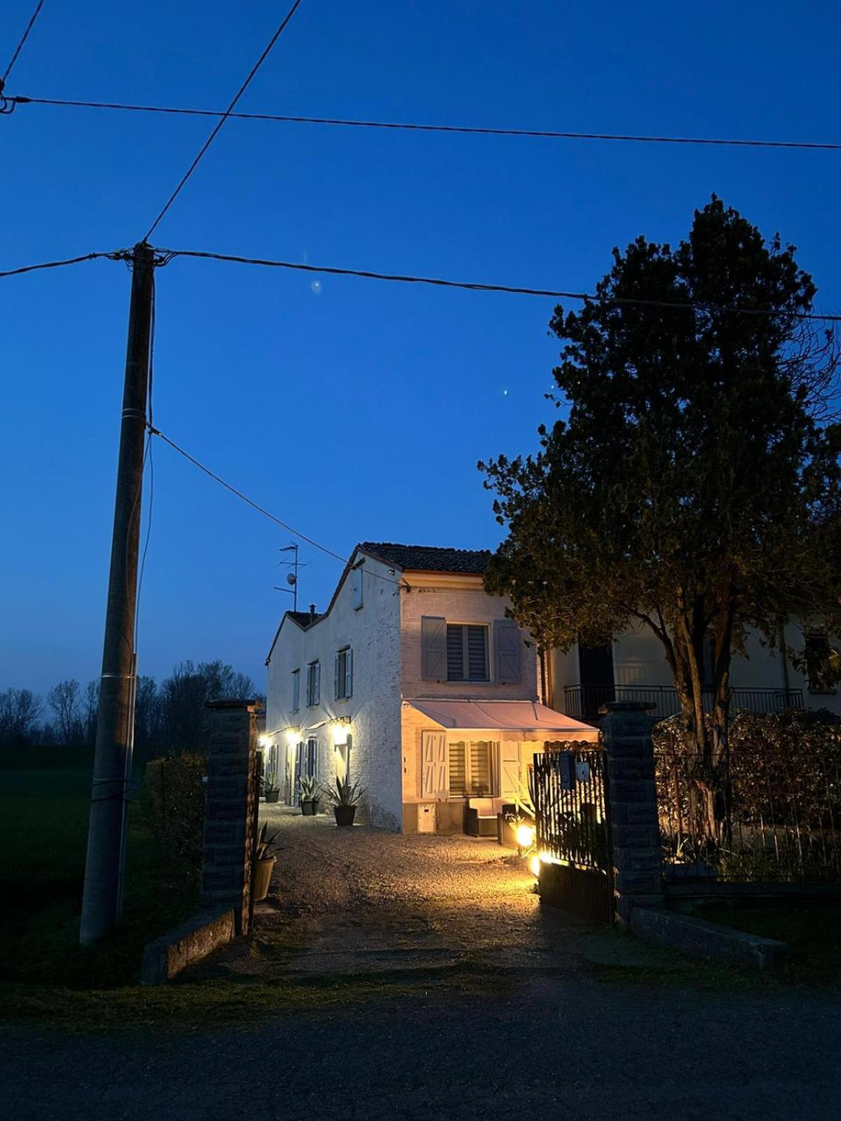 Fontanelle di Roccabianca B&B Il Gelsomino المظهر الخارجي الصورة